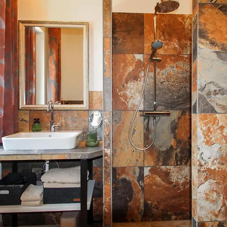 Poolvilla Ratsch * 埃伦豪森