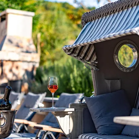 Poolvilla Ratsch Feriehus *