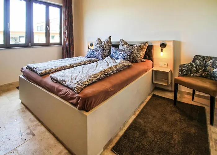 Poolvilla Ratsch 度假居