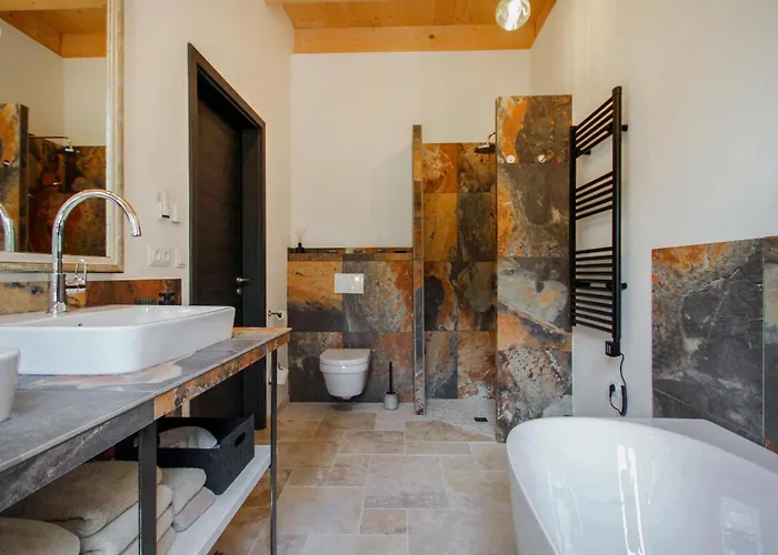 Poolvilla Ratsch 埃伦豪森