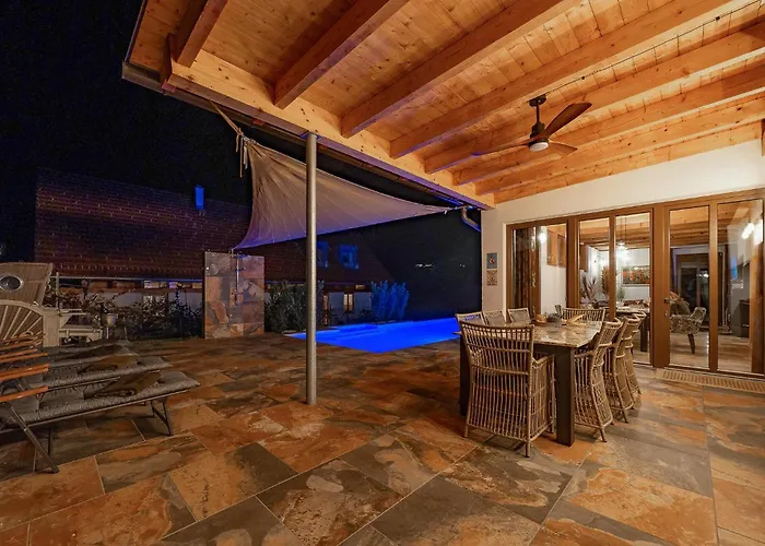 度假居 Poolvilla Ratsch